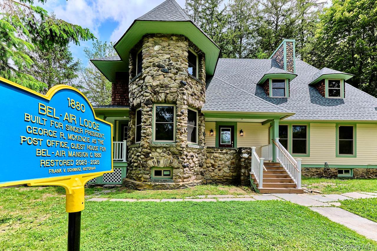 608 High Road - Photo 1