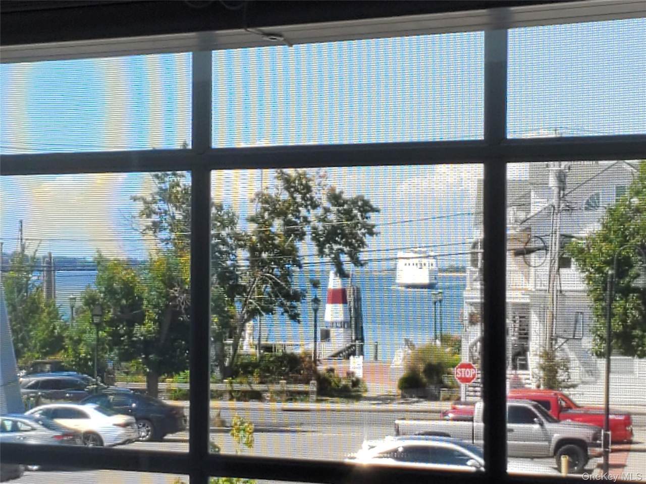 100 Mariners Way - Photo 1