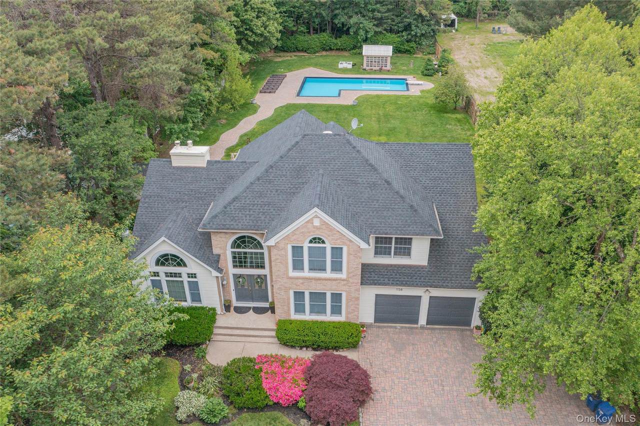 1138 Carlls Straight Path - Photo 1