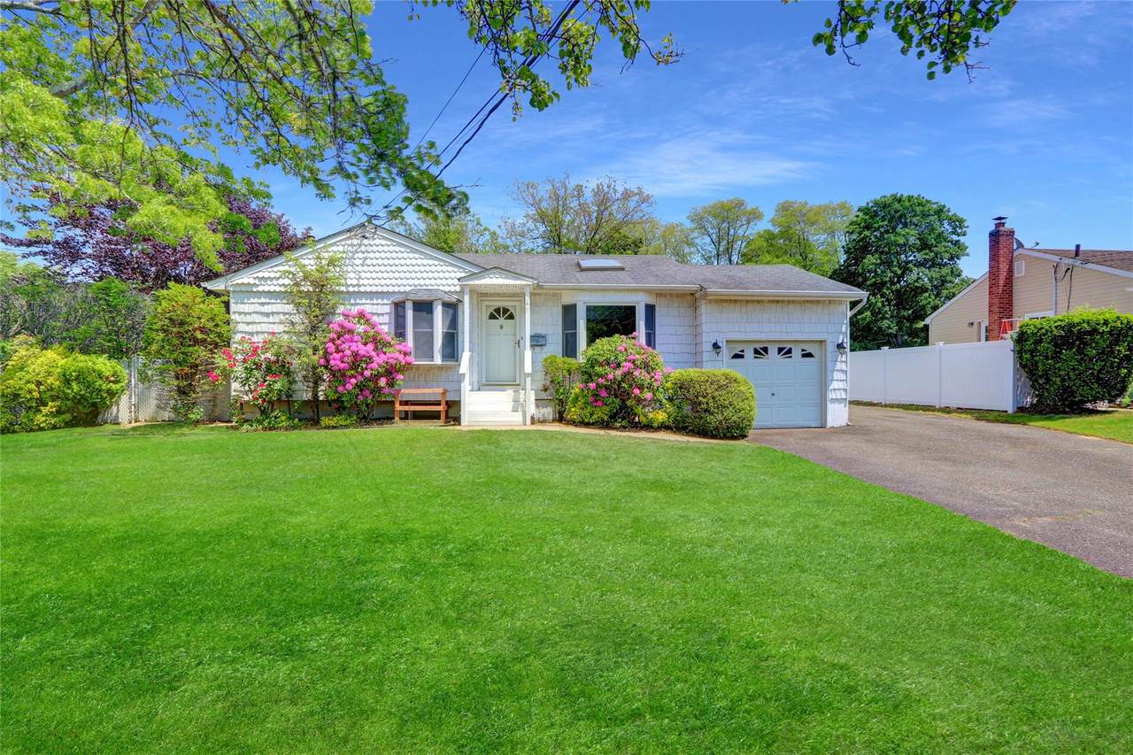 187 Audwin Drive - Photo 1