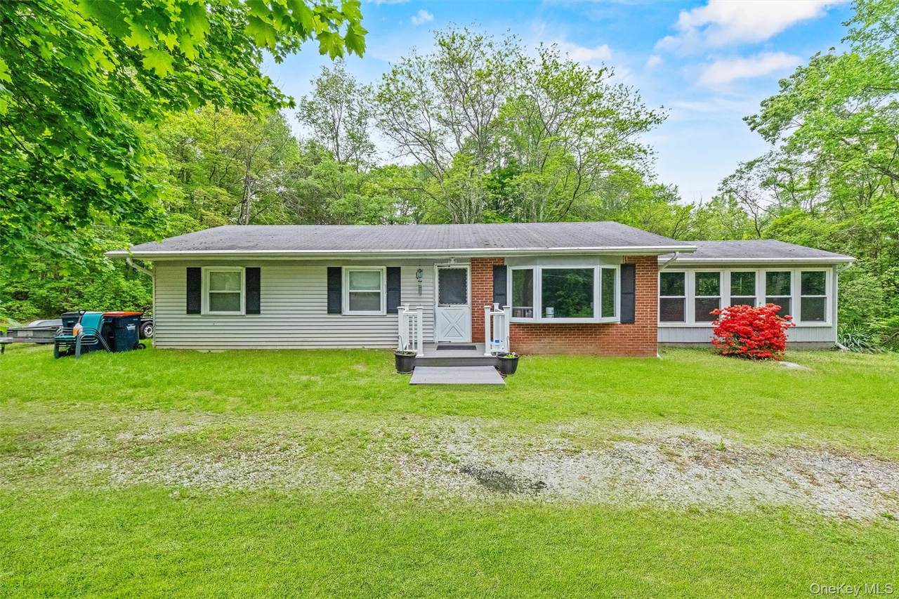 218 Johnson Road - Photo 1