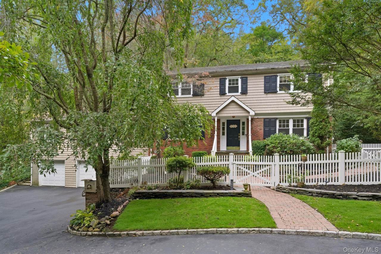 128 Cove Road - Photo 1