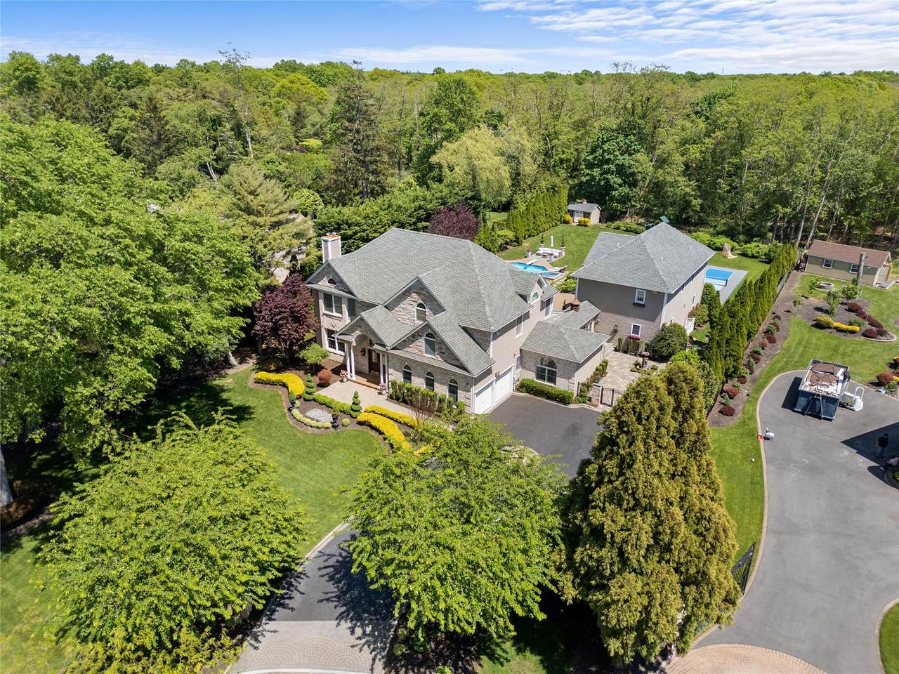 11 Crick Holly Lane - Photo 1