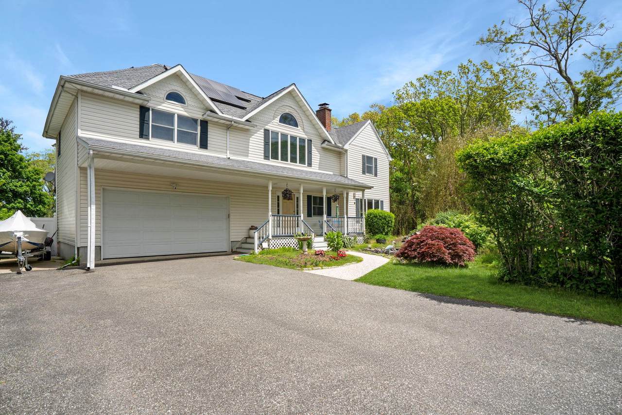 106 Country Road - Photo 1