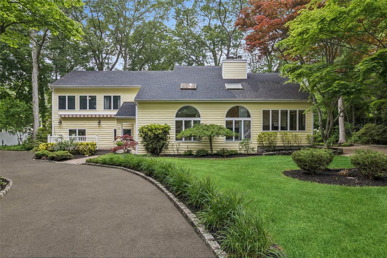 115 Echo Avenue - Photo 1