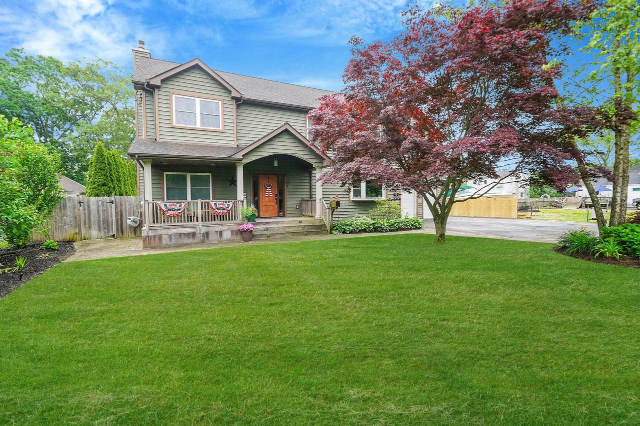 800 Bay Shore Avenue - Photo 1