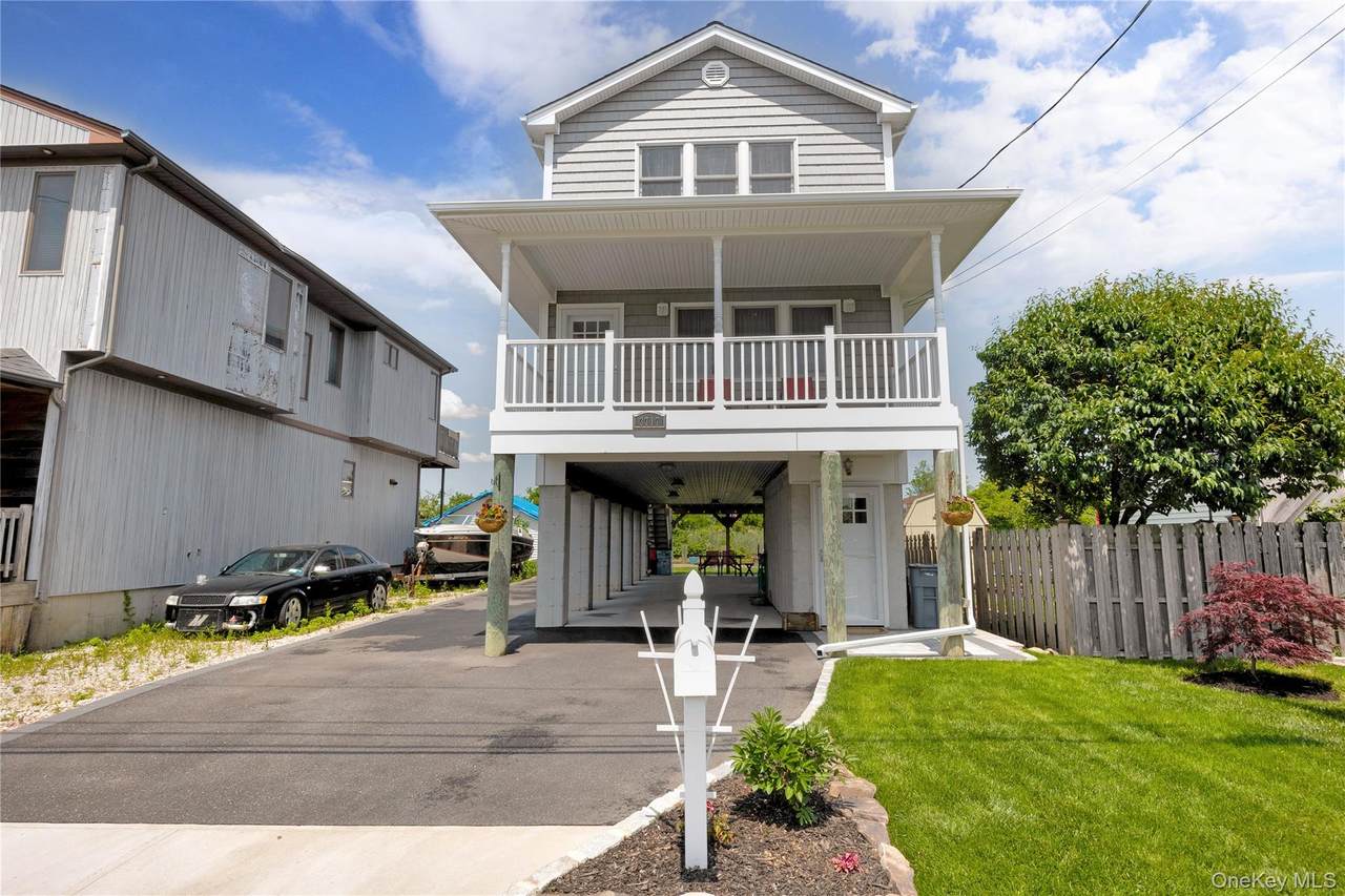 3717 Somerset Drive - Photo 1