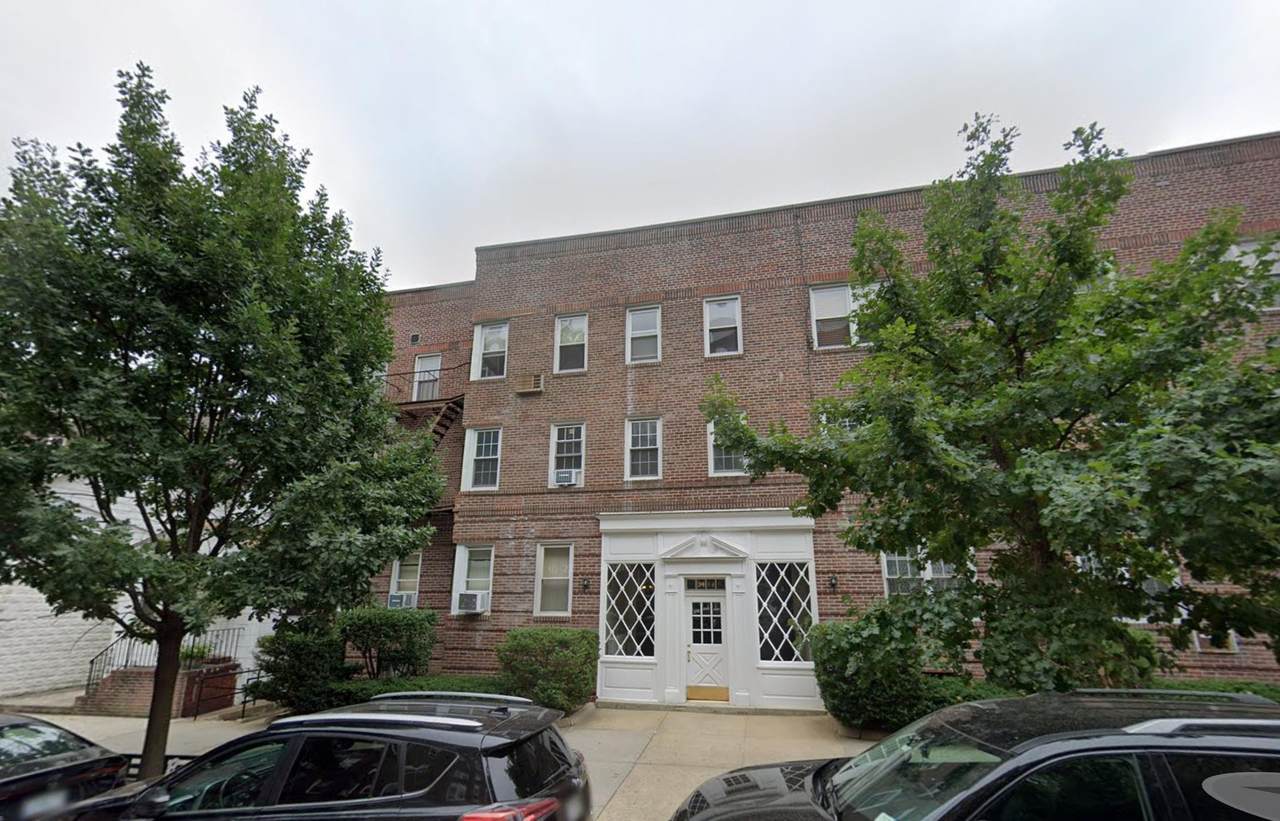 9410 64 Road - Photo 1