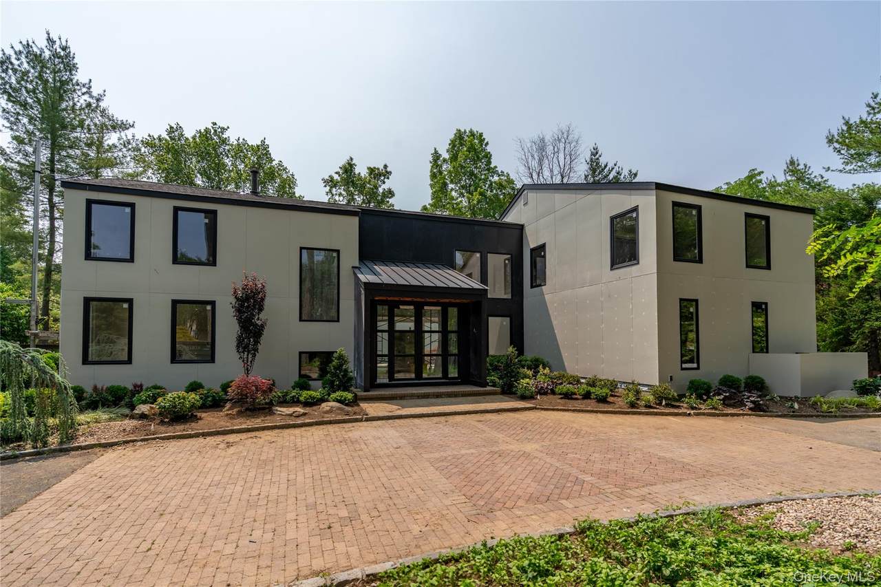 26 Windemere Way - Photo 1