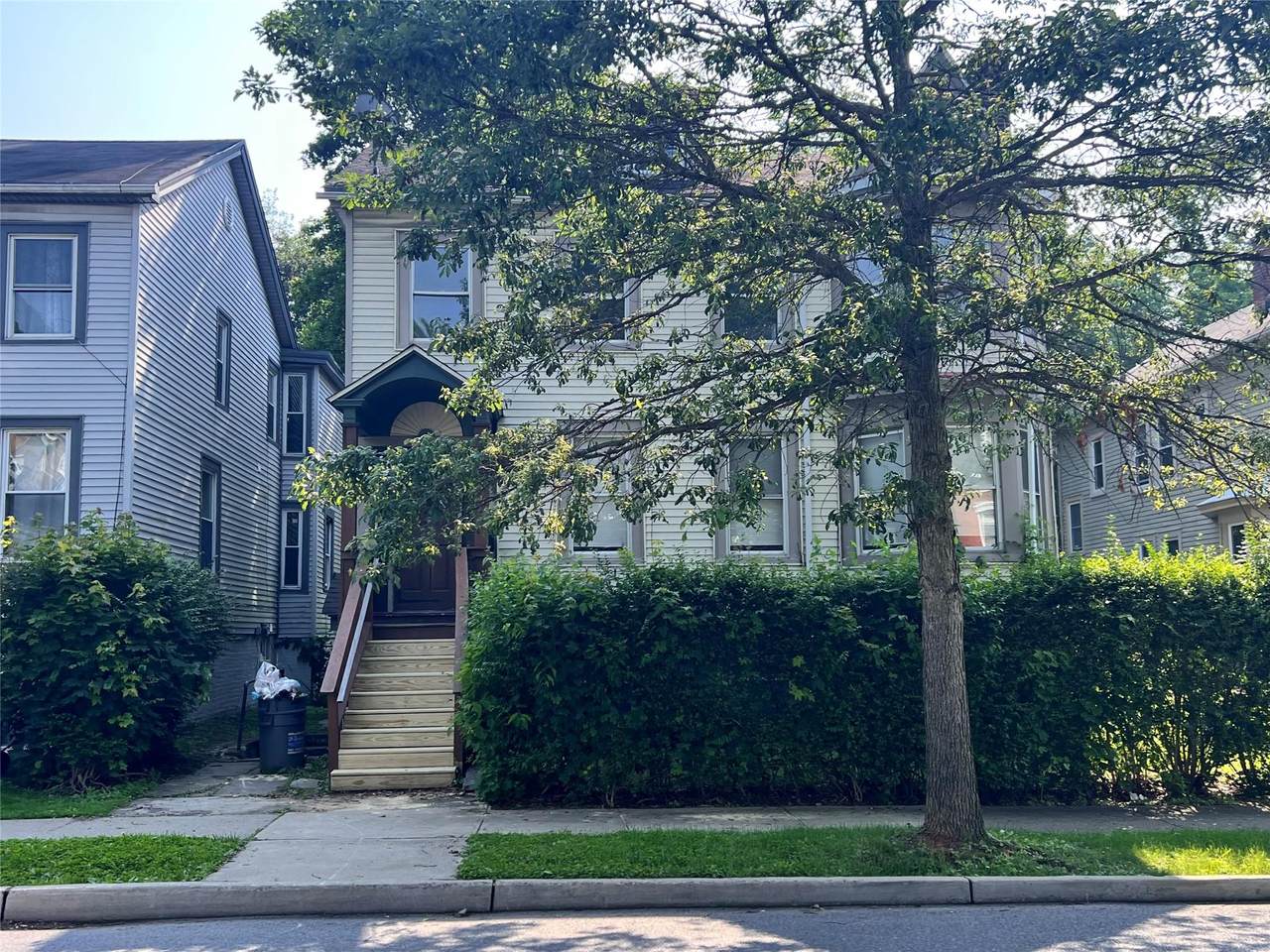 27 Hooker Avenue - Photo 1