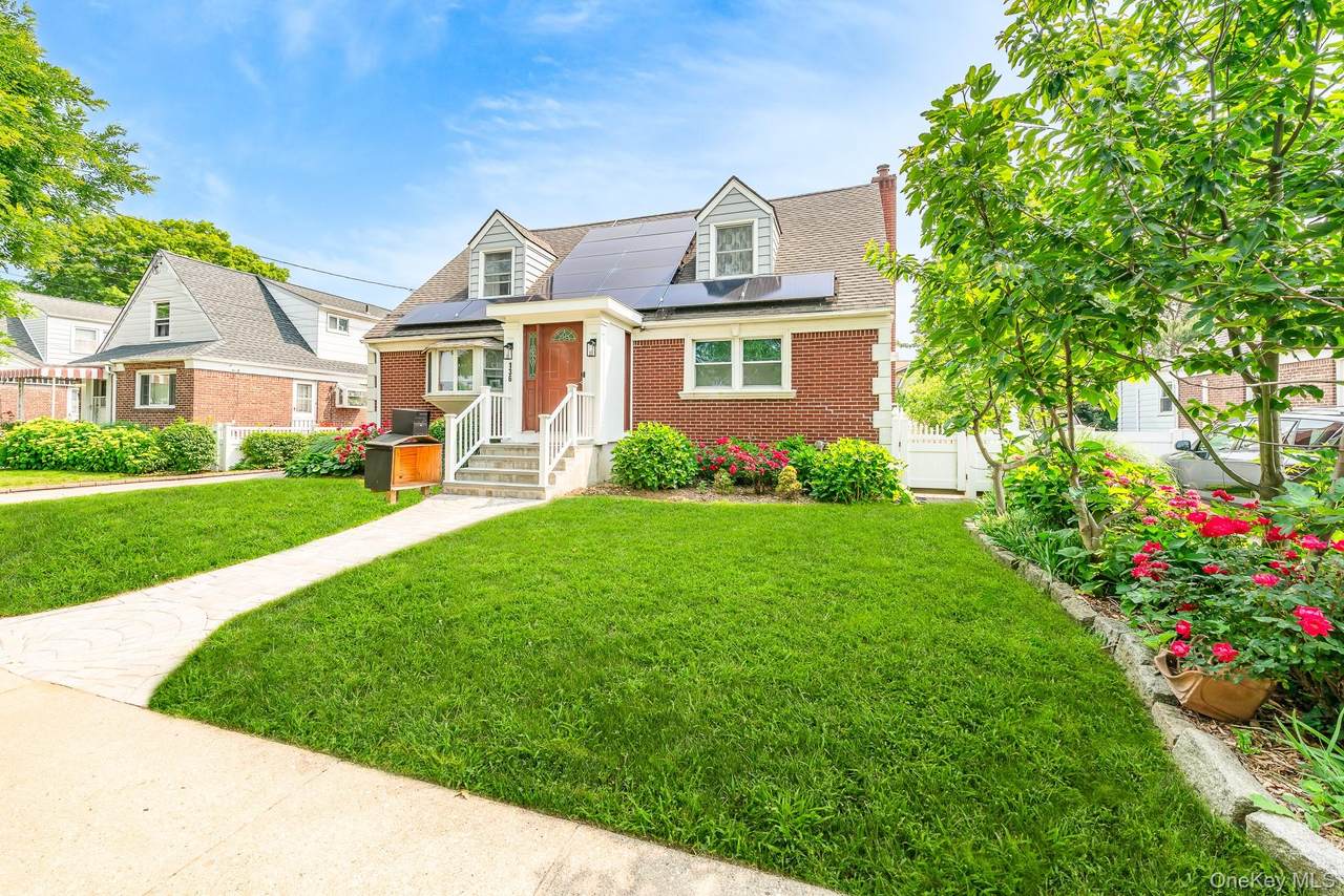 136 Wardwell Road - Photo 1