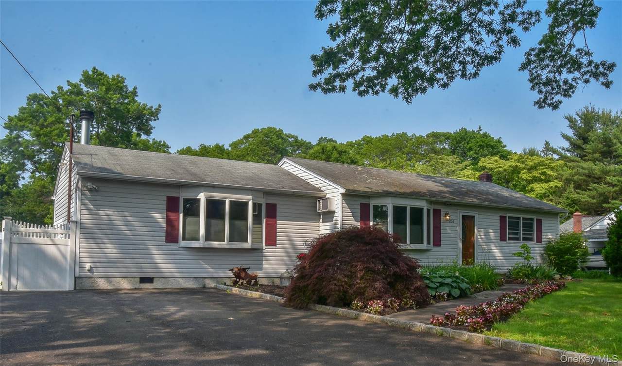 805 Canal Road - Photo 1