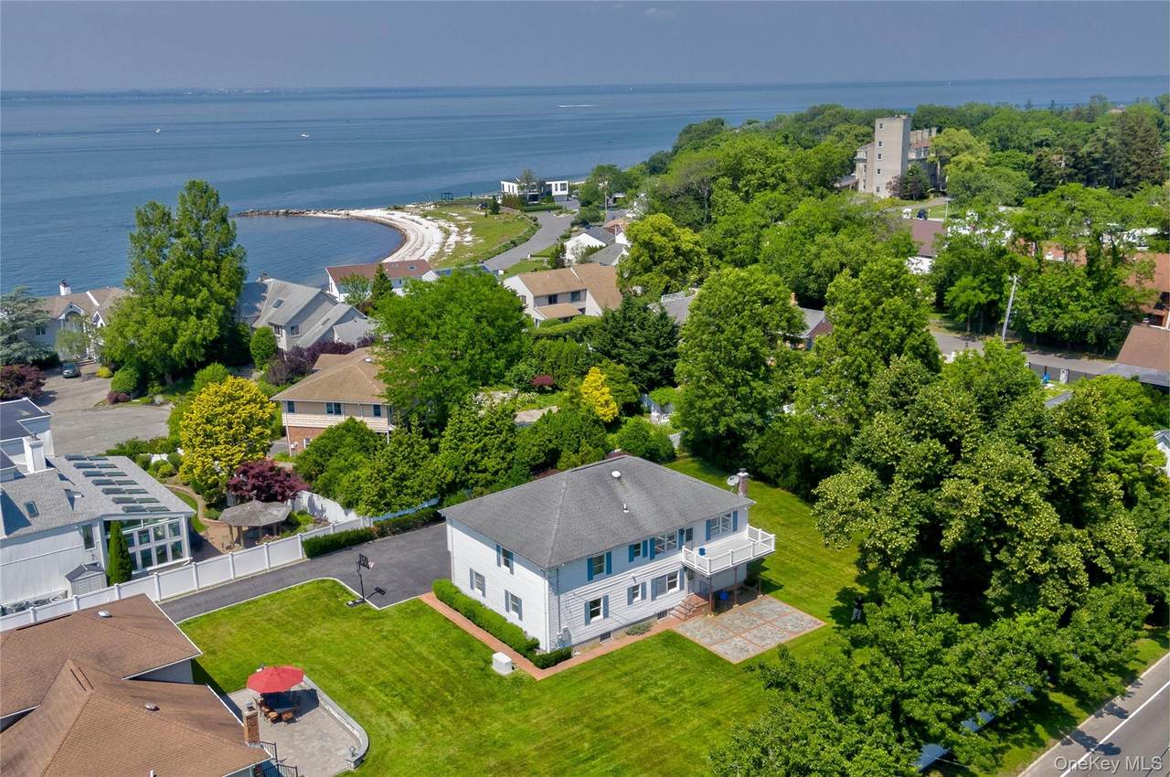 4 Donald Street - Photo 1