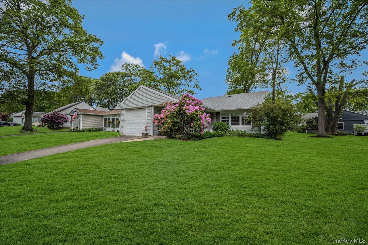 151 Laurance Lane - Photo 1