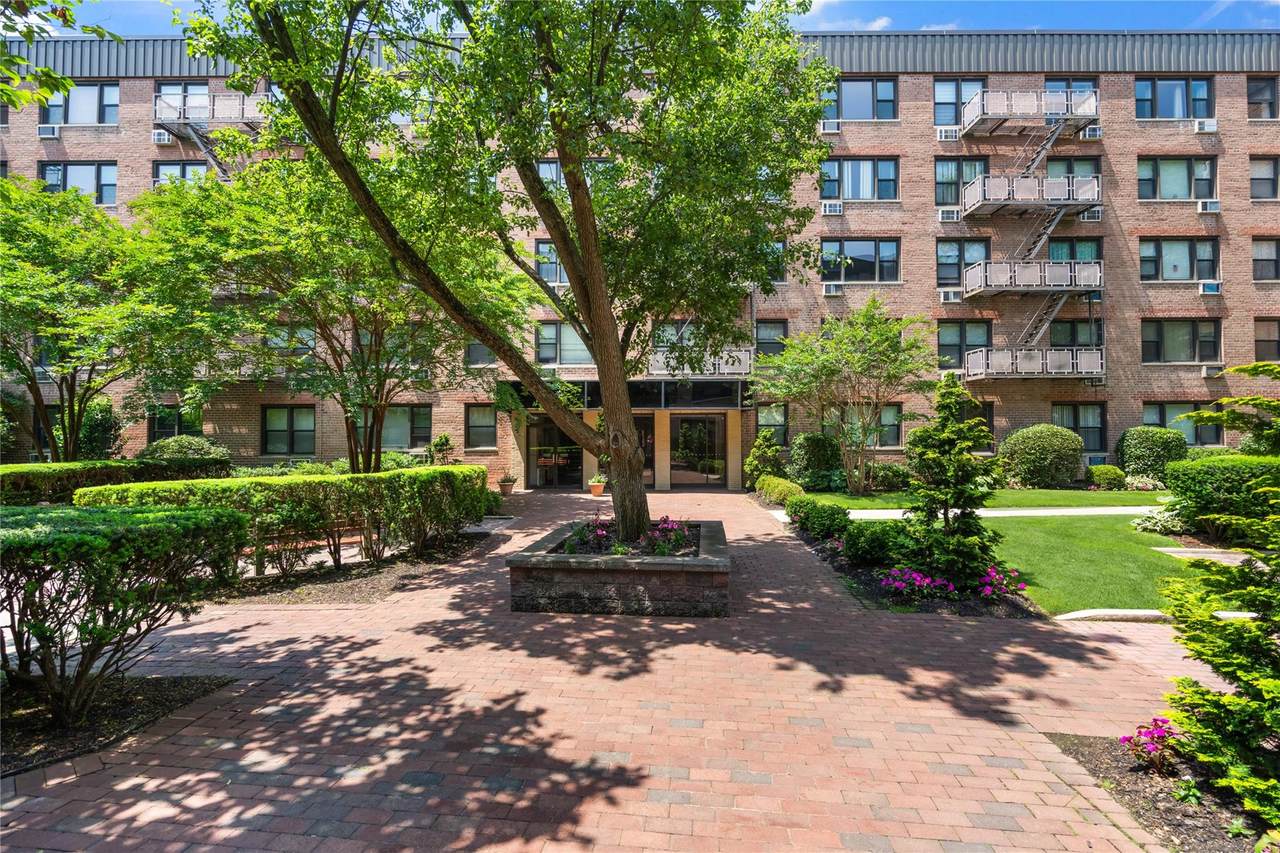 3 Birchwood Court - Photo 1
