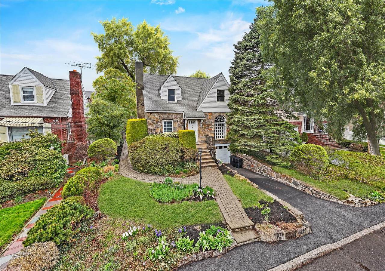 41 Saint Johns Avenue - Photo 1