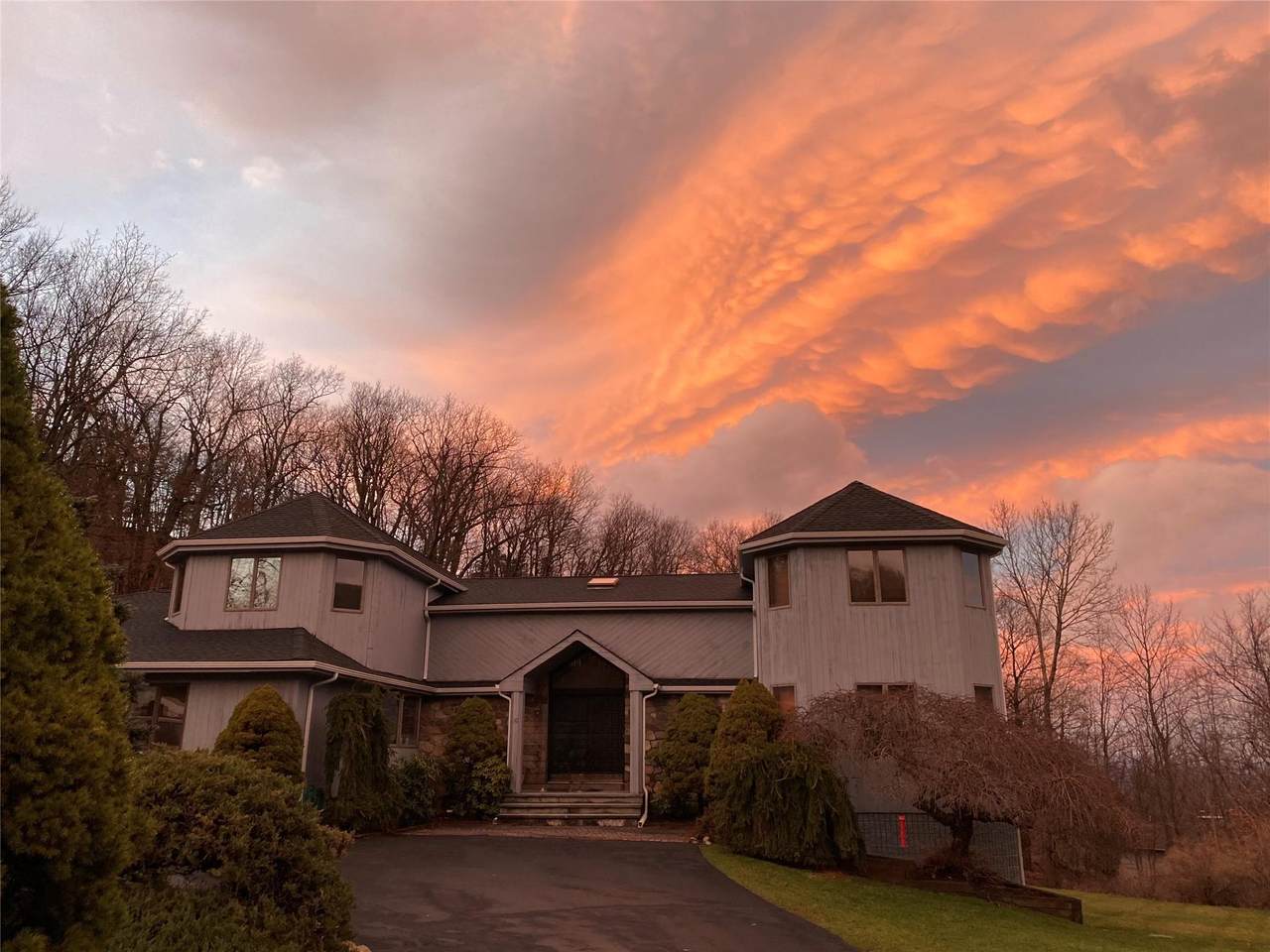 10 Mountain Brook Road - Photo 1