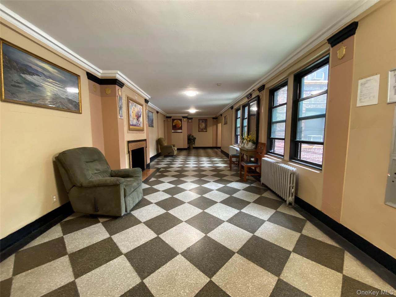 61-40 Saunders Street - Photo 1