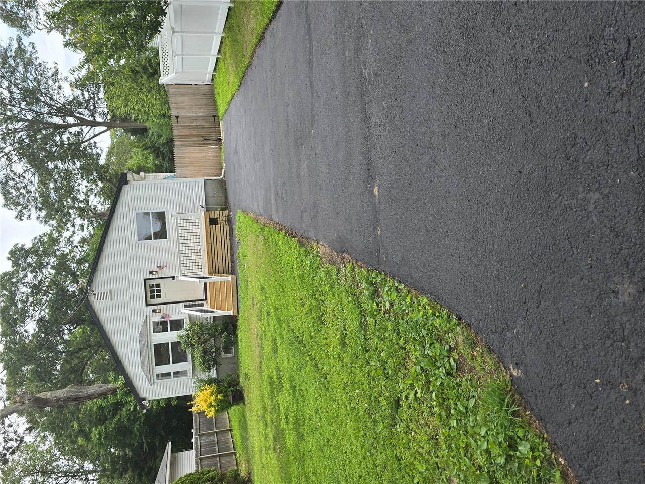 80 Oakdale Avenue - Photo 1