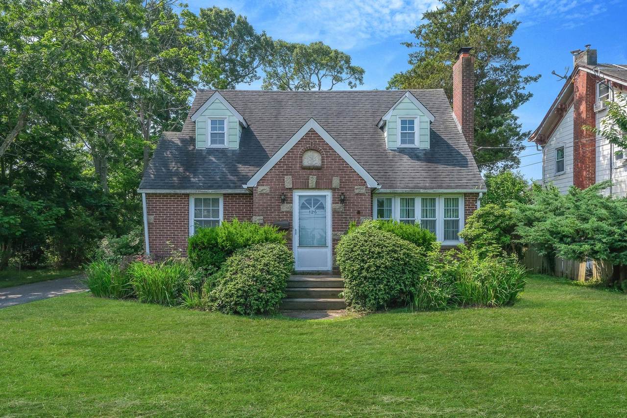 126 Carman Street - Photo 1