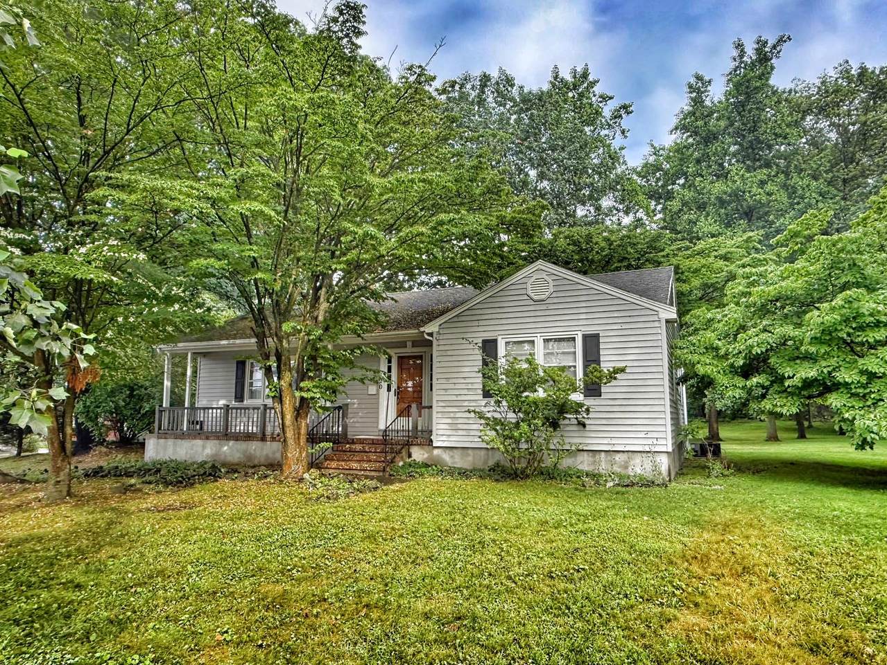 120 Westchester Avenue - Photo 1