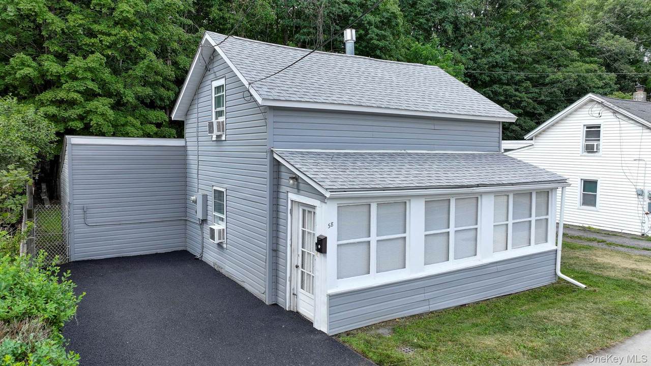 58 Wawayanda Avenue - Photo 1