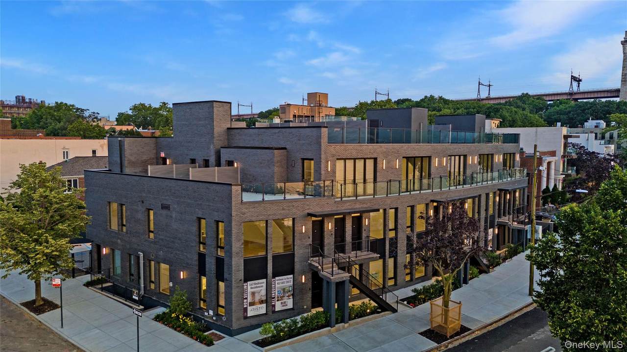 21-31 Shore Blvd - Photo 1