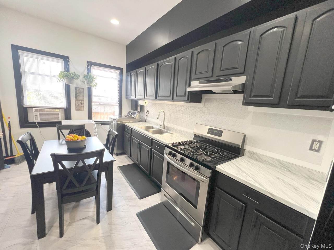 170 Atkins Avenue - Photo 1