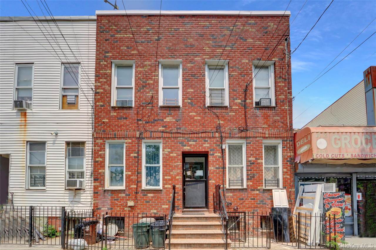 11915 101st Avenue - Photo 1