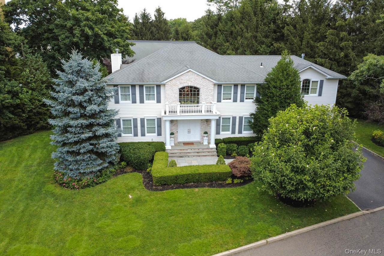 2 Gail Terrace - Photo 1