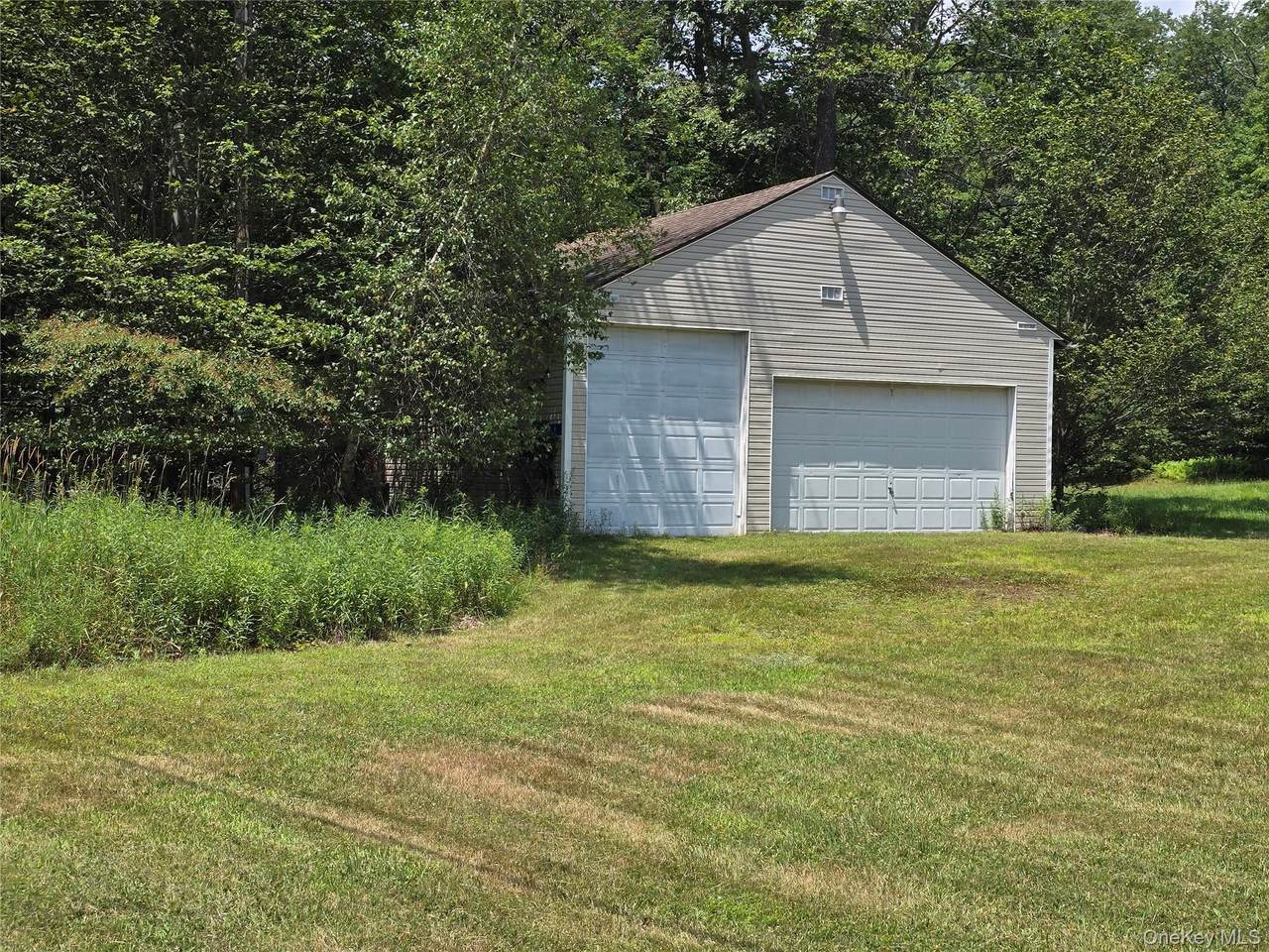 8 Sheeley Lane - Photo 1