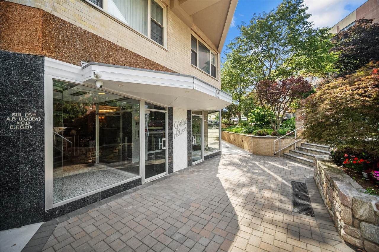 12 Old Mamaroneck Road - Photo 1