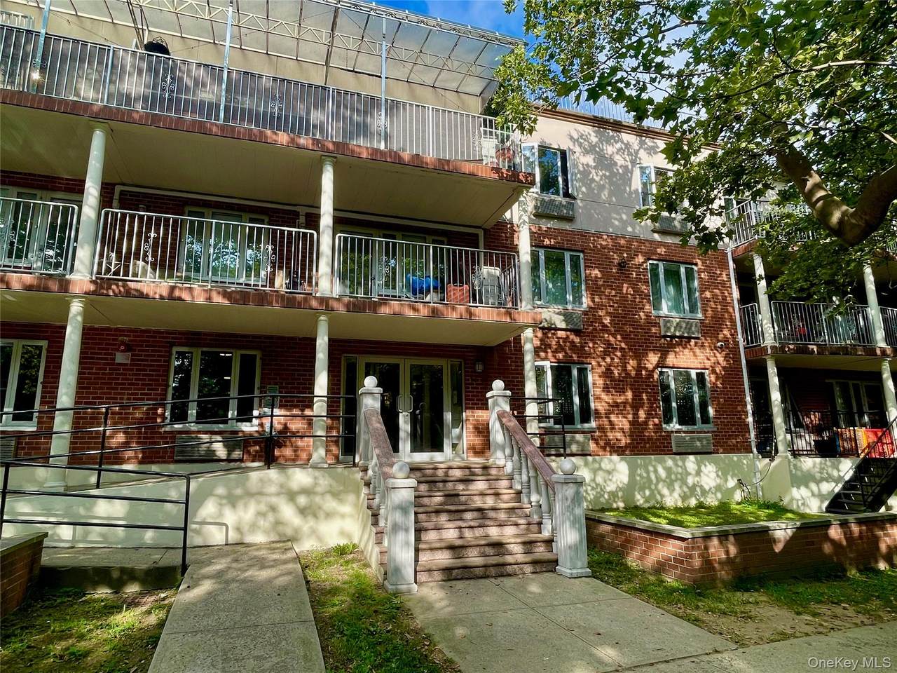 6434 Grand Central Parkway - Photo 1