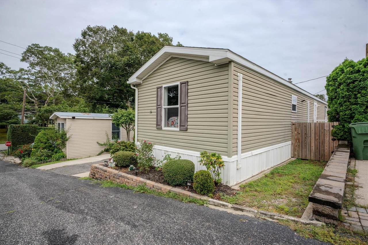 1795 Osborn Avenue - Photo 1