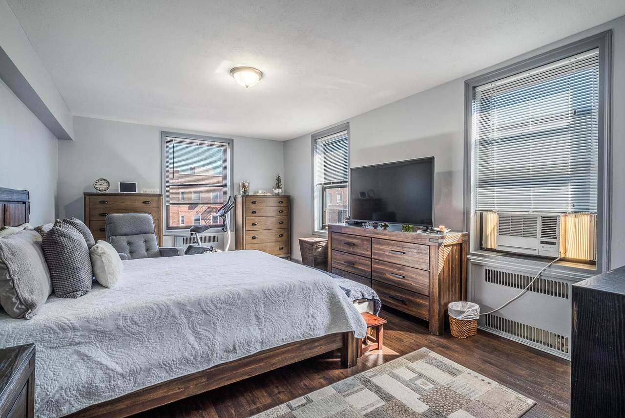 83-80 118th Street - Photo 1