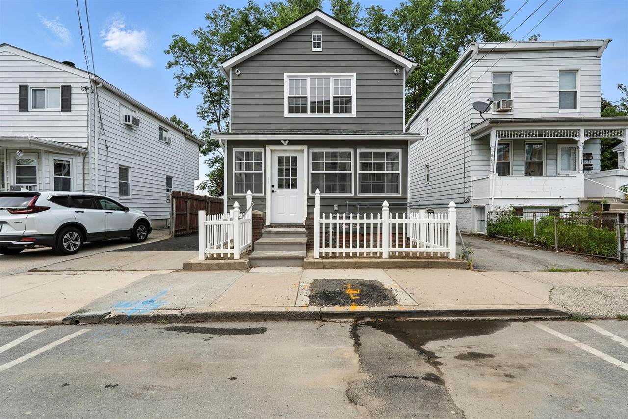 61 Howard Street - Photo 1