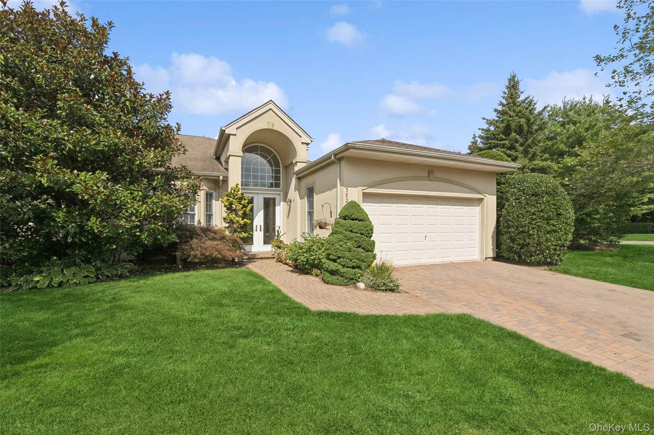 382 Altessa Boulevard - Photo 1