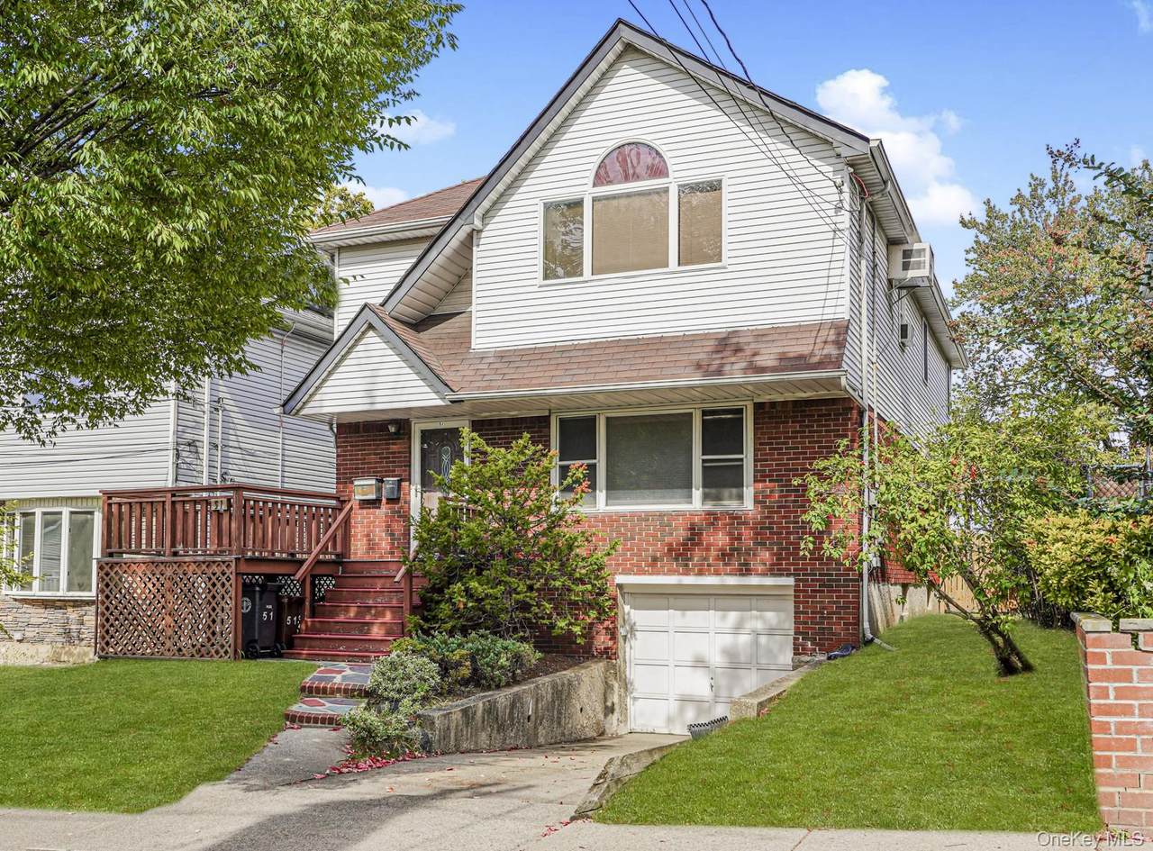 51 Rockwell Avenue - Photo 1