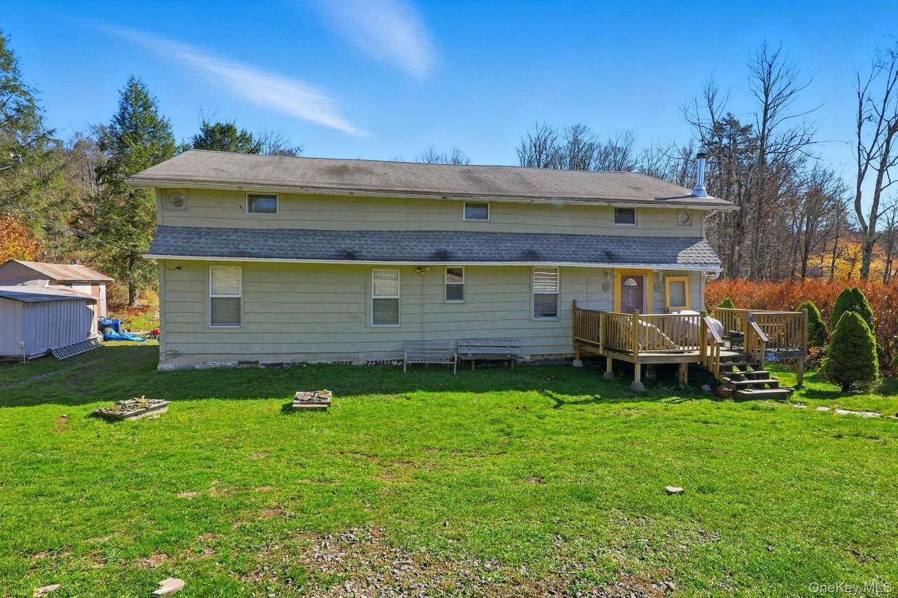 284 Bonnie Brook Road - Photo 1
