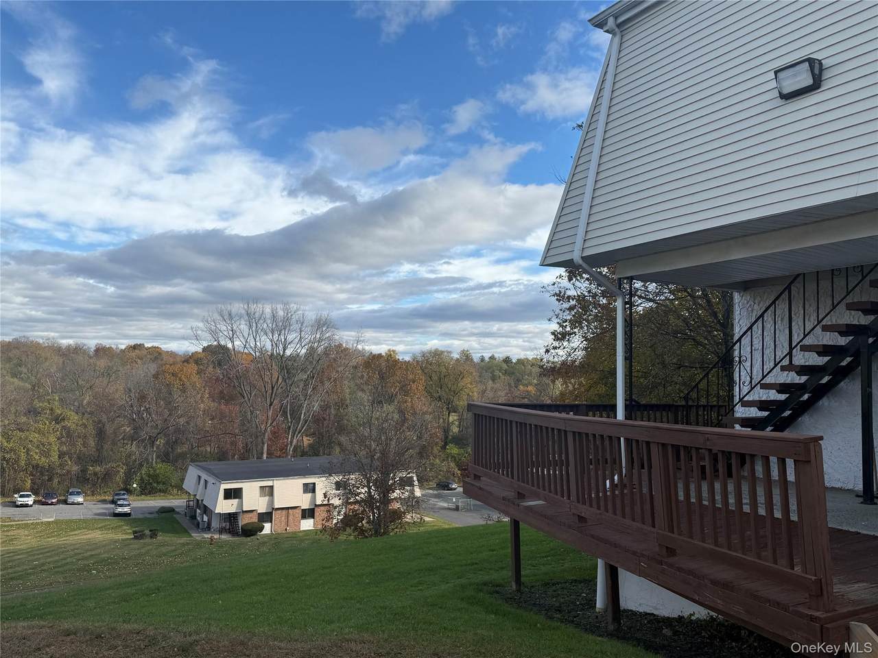 1001 Mcintosh Place - Photo 1