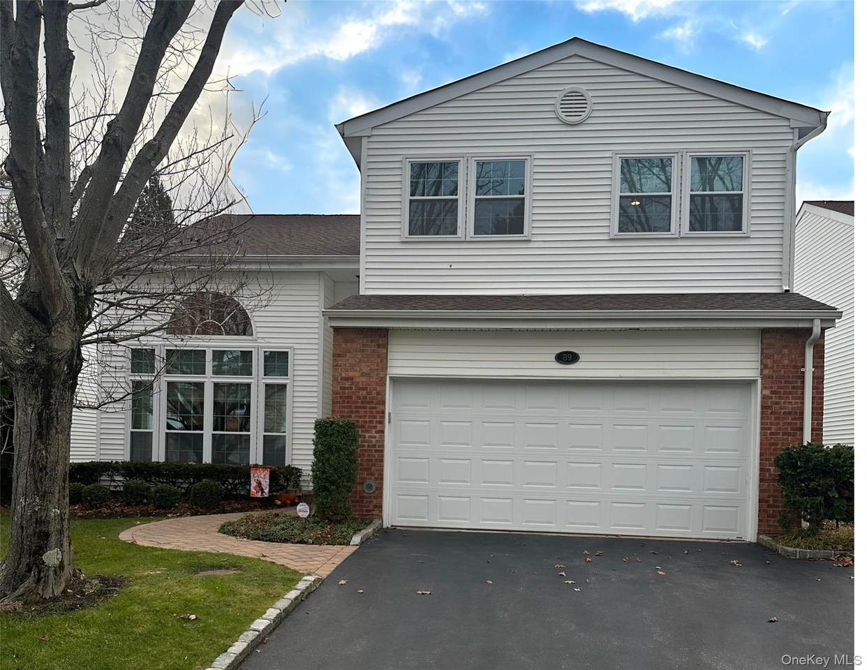 89 Hamlet Drive - Photo 1