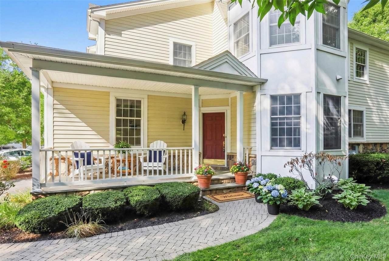 2 Merion Court - Photo 1