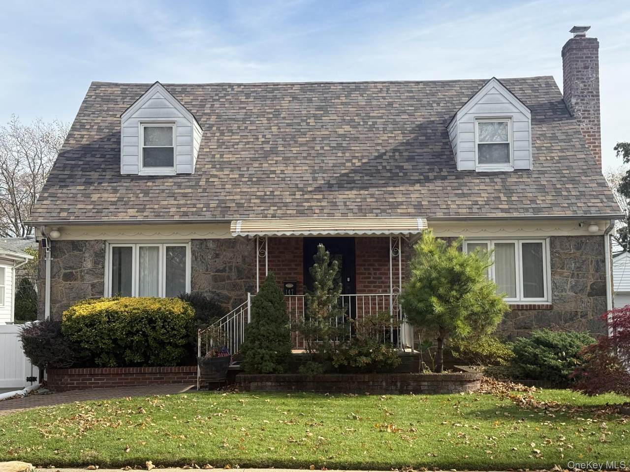 147 Primrose Drive - Photo 1