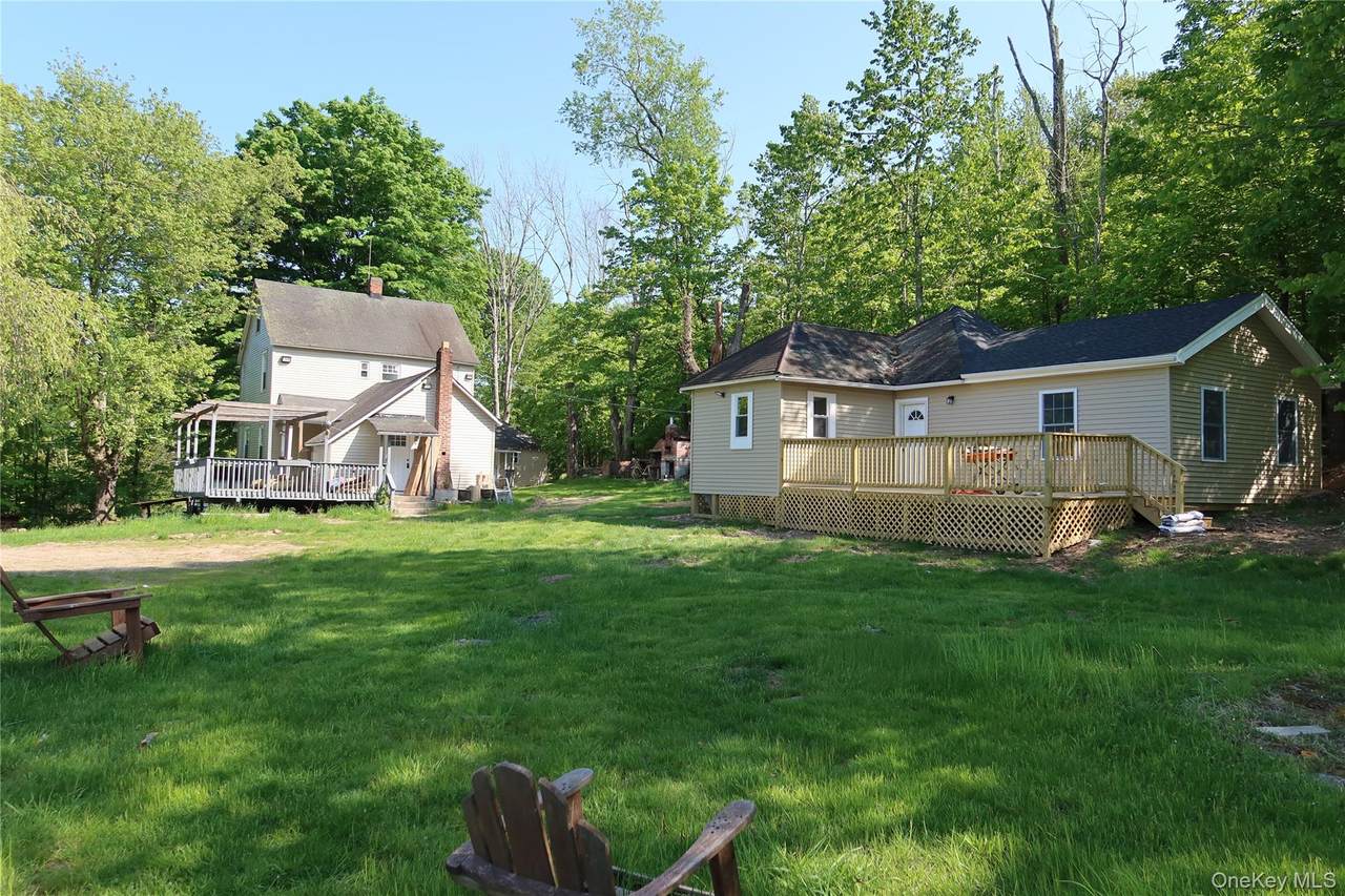 443 Davos Road - Photo 1