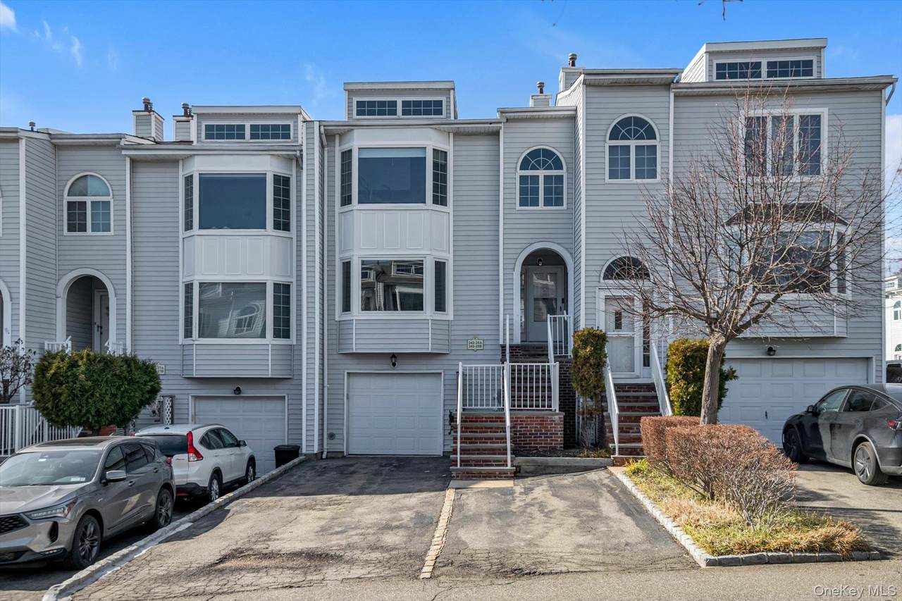 242-25A Oak Park Drive - Photo 1