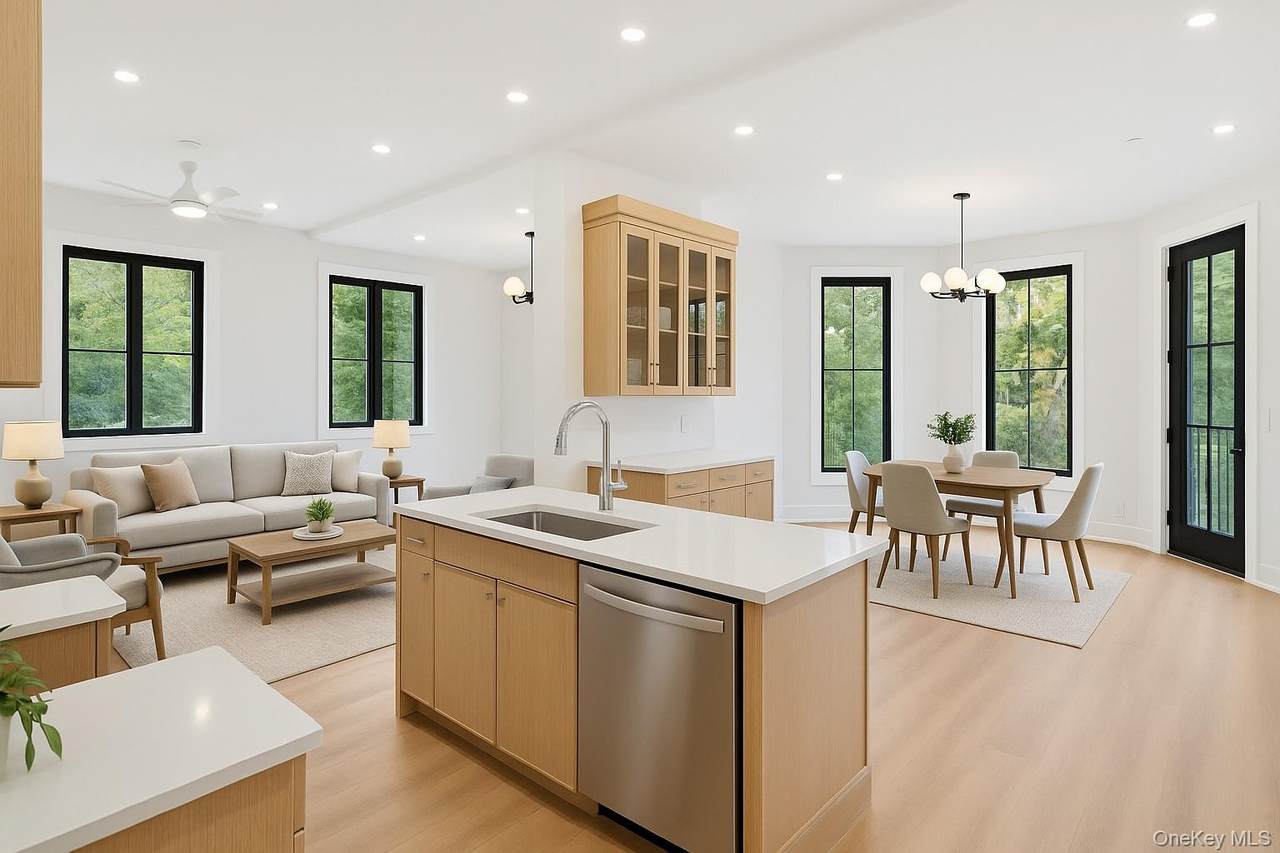 34 Clinton Avenue - Photo 1