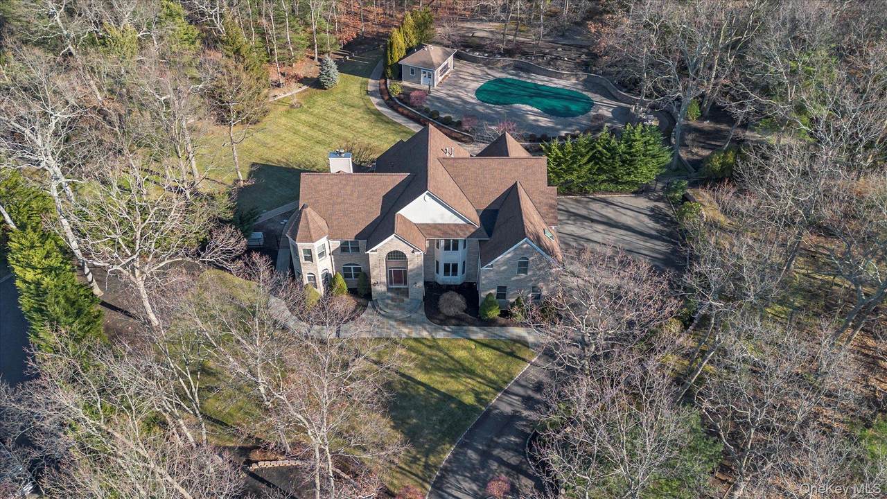 7 Pitch Pine Court - Photo 1