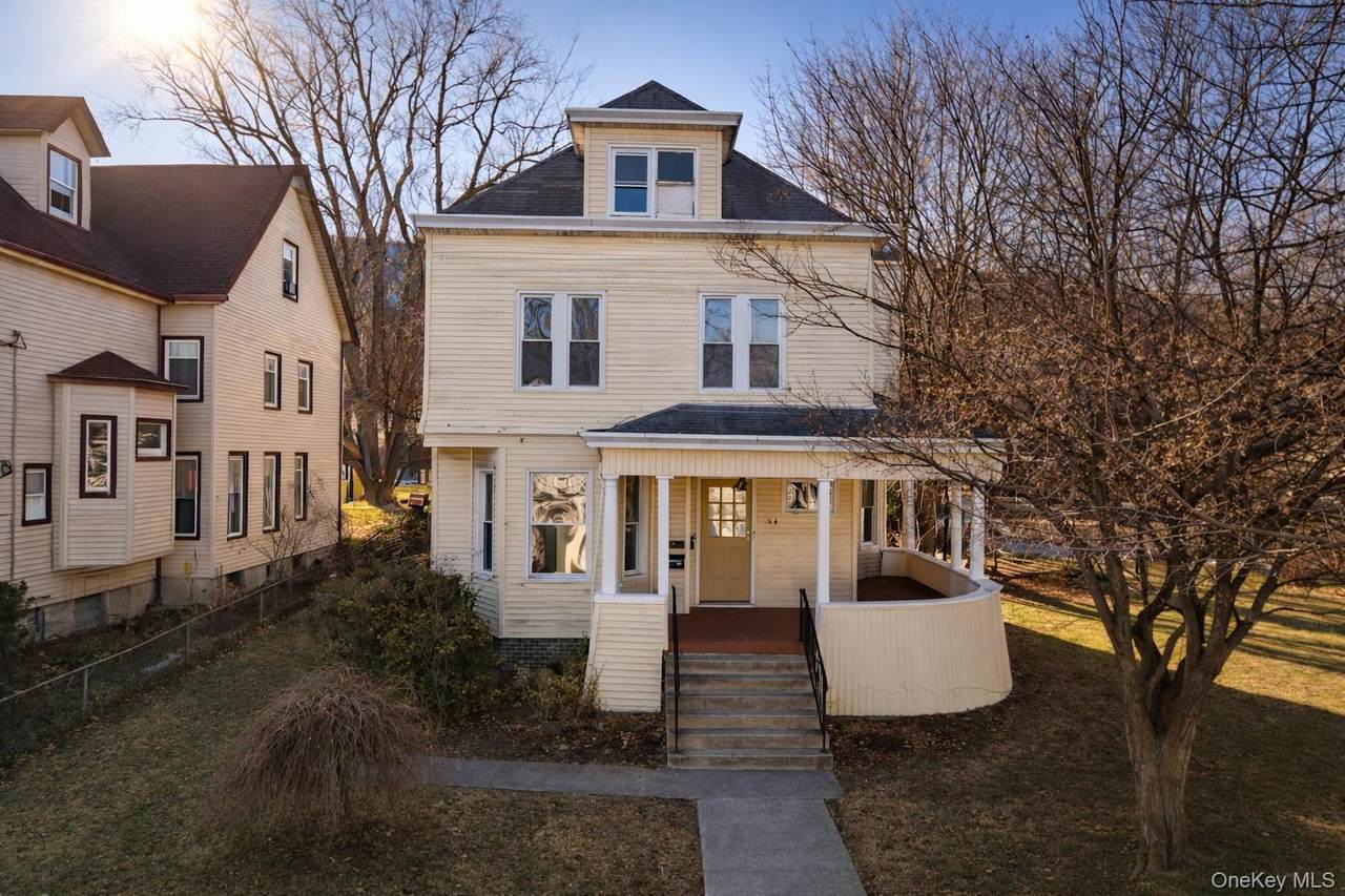 54 Hudson Avenue - Photo 1