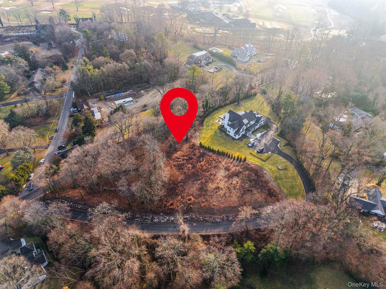 36 Cow Neck Road - Photo 1