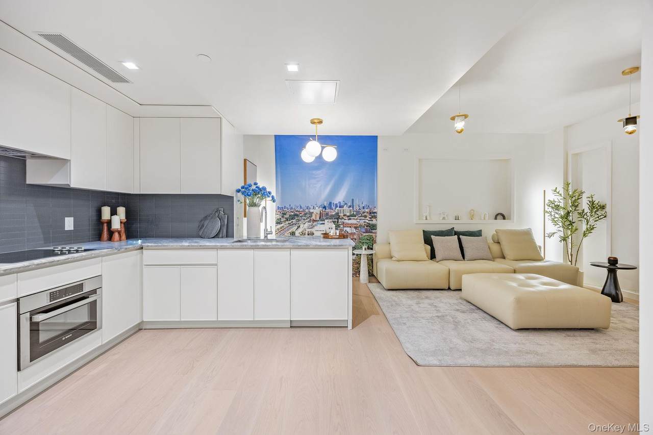 5801 Queens Boulevard - Photo 1